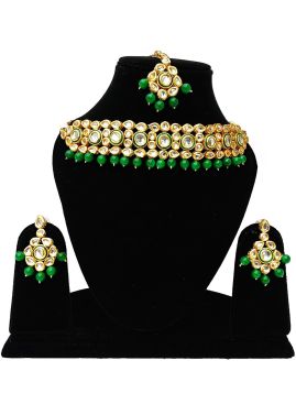 Green Pearl & Golden Kundan Choker Set