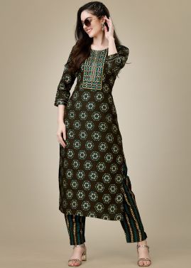 Brown Printed Kurta & Pant In Rayon