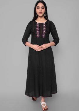 Black Embroidered Kurta Set In...