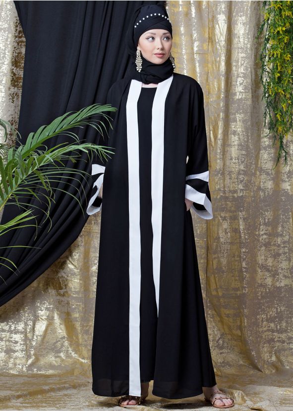 Readymade Black Crape Bordered Kaftan