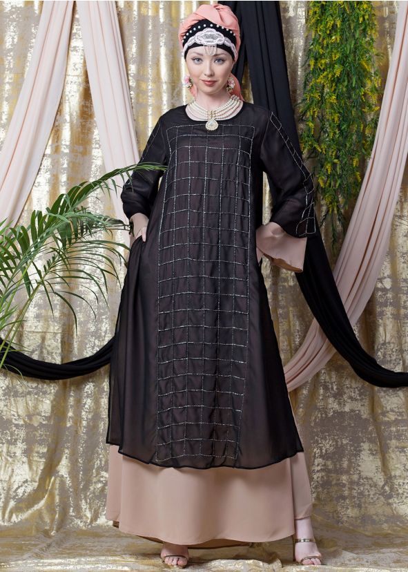 Readymade Twin Layered Black and Cream Abaya