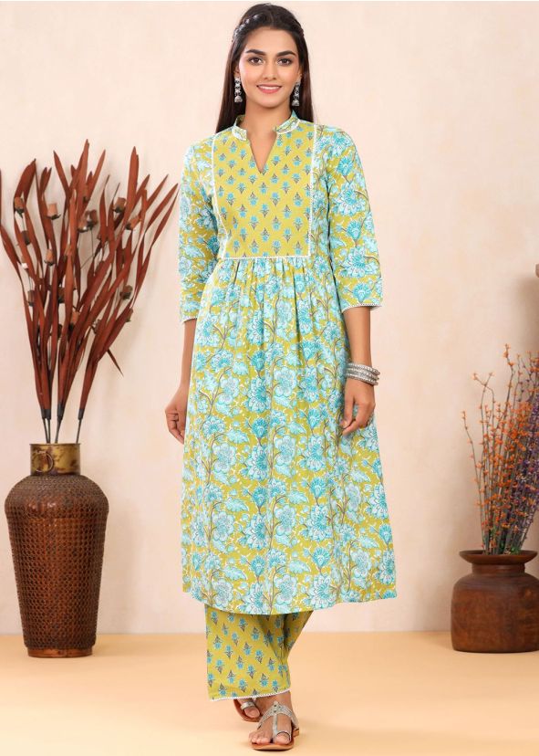 Green Readymade Floral Printed Kurta Set