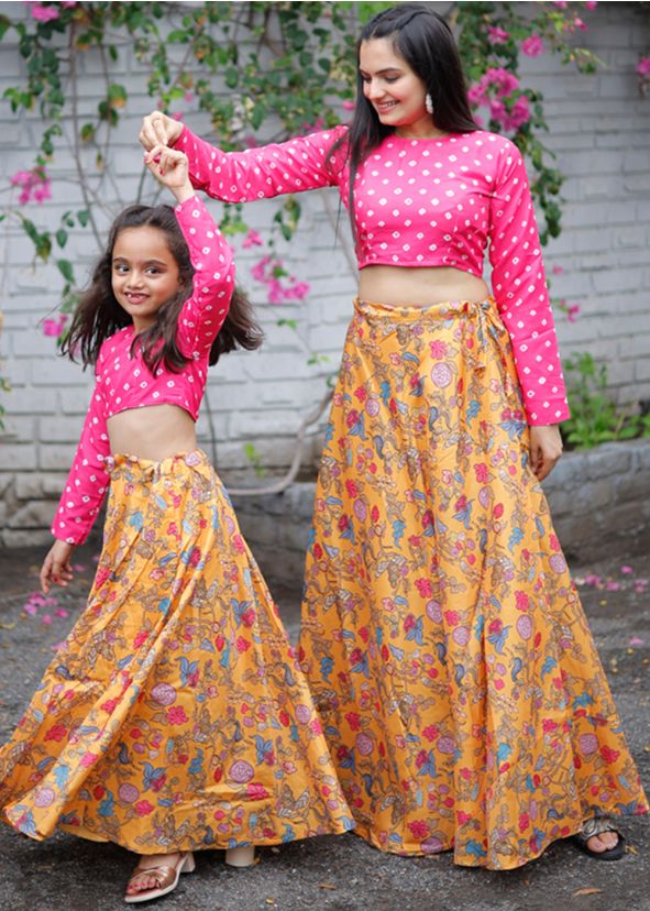 Pink Readymade Skirt Set For Mother & Daughter In Art Silk