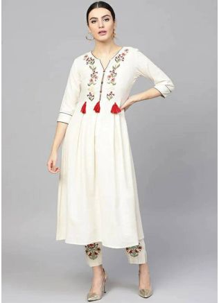 Readymade Off White Embroidered Kurta Set