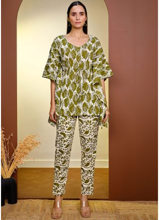 Green Cotton Printed Kaftan Kurti & Pant