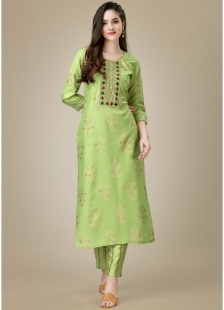 Green Readymade Printed Kurta & Pant