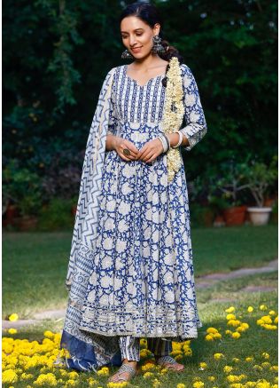 Blue Kurta Set In Floral Printed